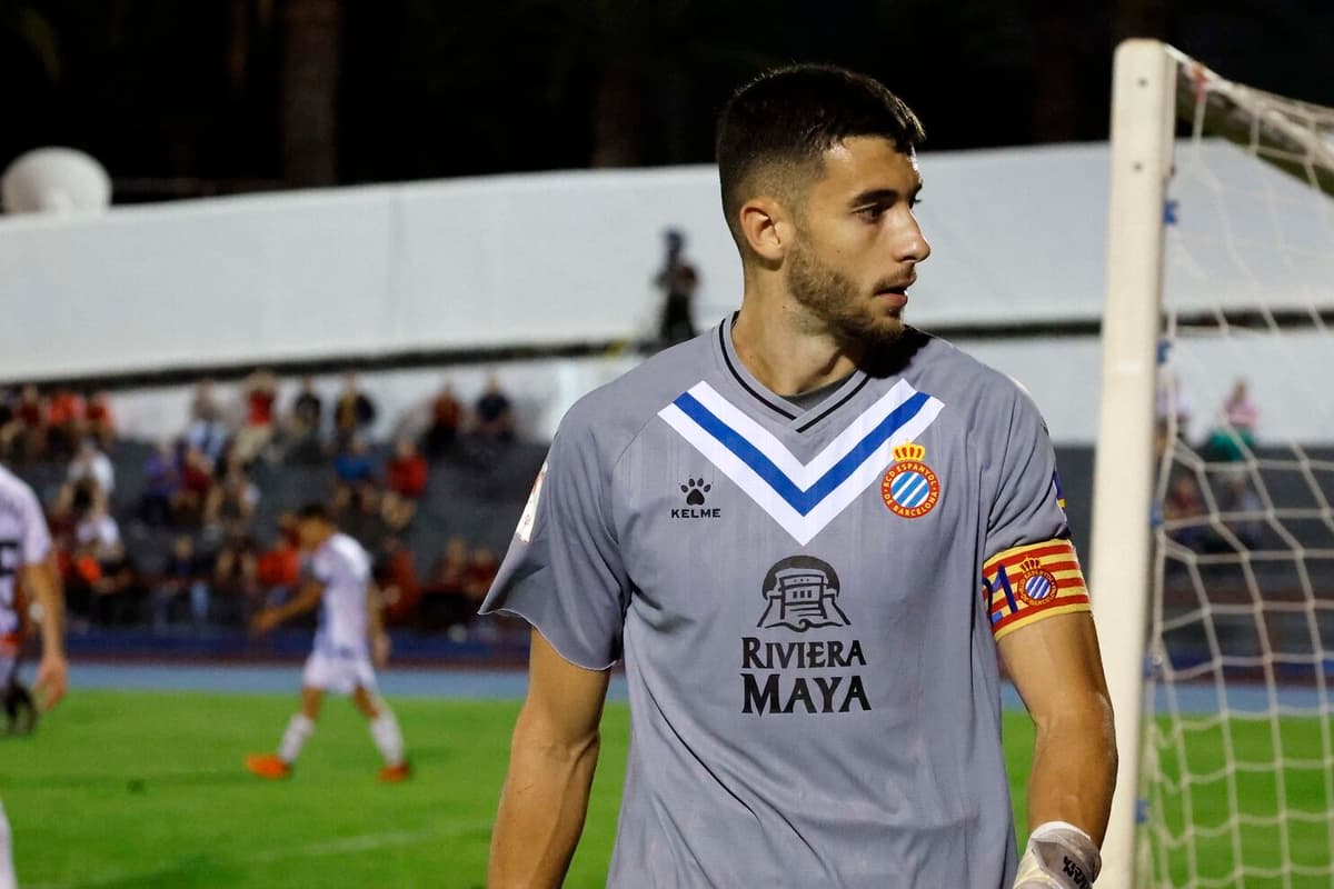 Arsenal chasing Espanyol goalkeeper Joan Garcia