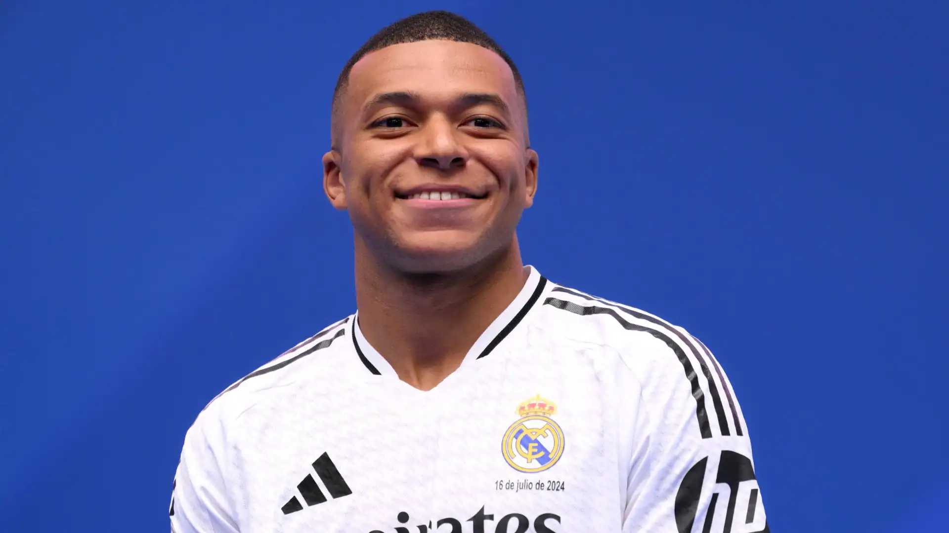 Mbappé Debut and Historic StakesJamboBet is the best betting site