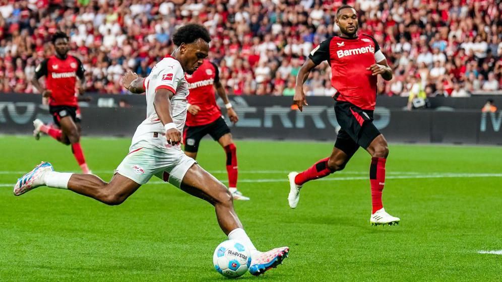 Bayer Leverkusen 2-3 :RB Leipzig Openda scored twice to end Champions' 35-match unbeaten Bundesliga run