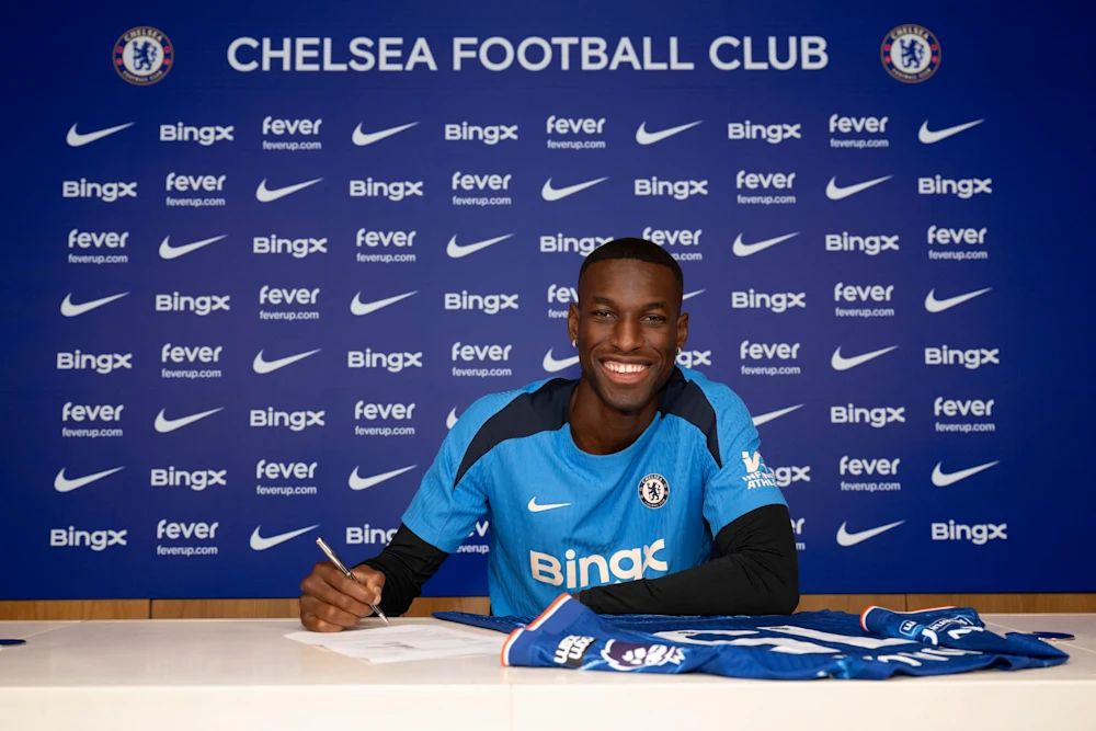 Jackson signs new Chelsea deal until 2033