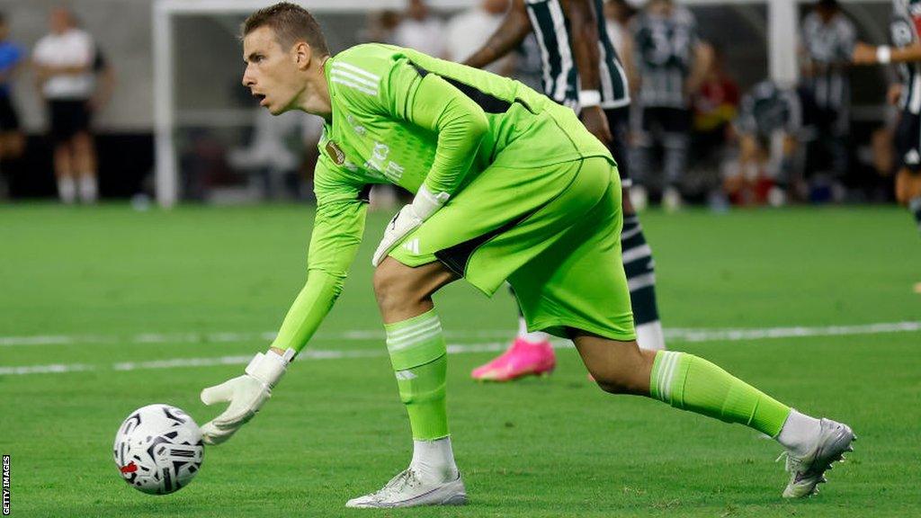 Carlo Ancelotti says he will rely on Andriy Lunin in Thibaut Courtois' absence