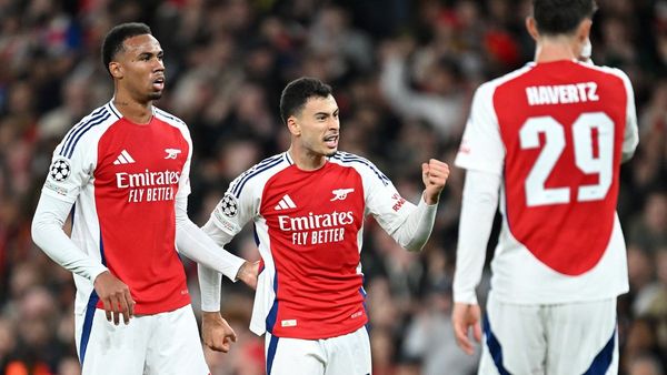 Shakhtar Donetsk own goal hands Arsenal narrow victory in Champions League