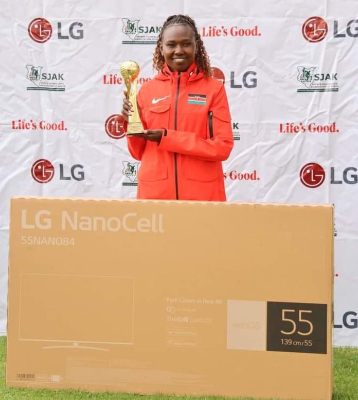 Ruth Chepngetich Scoops the LG/SJAK Sports Personality of the Month (SPOM) for October 2024 following her exploits at the 46th Chicago Marathon in the USA on October 13, where she ran 2:09:56 breaking the one- year record (2:11:53) held by Ethiopia Tigst Assefa, by almost two minutes.