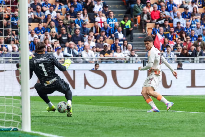 View image in fullscreen Matías Soulé shoots past Yann Sommer to score for Roma against Inter. Photograph: Fabrizio Carabelli/IPA Sport/ipa-agency.net/Shutterstock